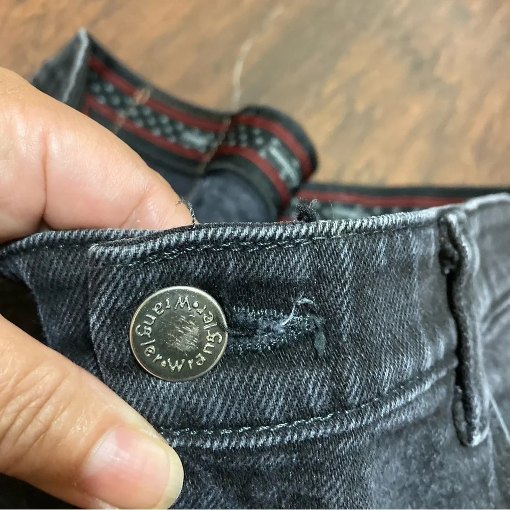 WRANGLER JEANS black denims regular fit size 36/32 Guc - Picture 4 of 11